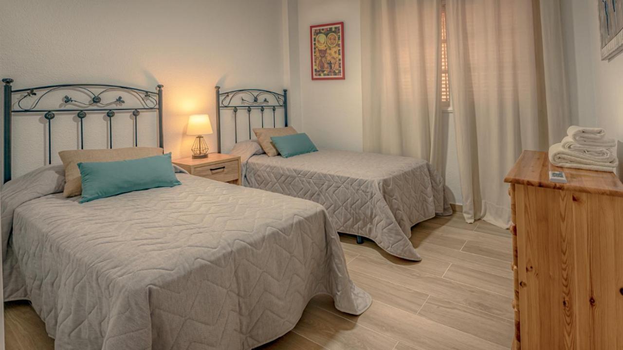 Holidays In The Sun, The Heights, Playa Los Cristianos Arona  Esterno foto