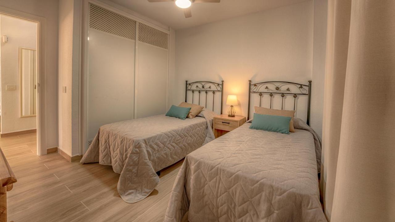 Holidays In The Sun, The Heights, Playa Los Cristianos Arona  Esterno foto